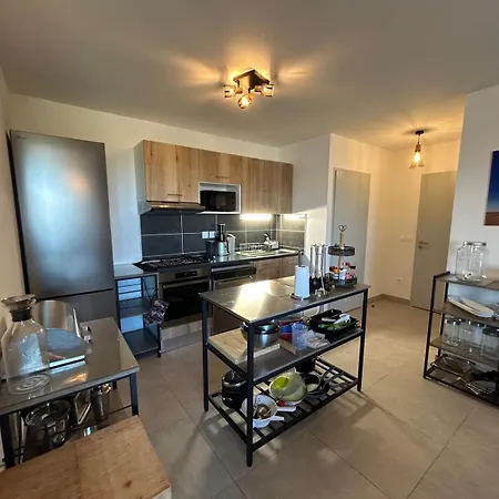 Apartment Naia Roy *